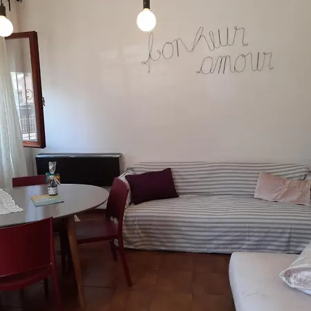 Se018 - Senigallia, Accogliente Bilocale In Zona Residenziale Senigallia